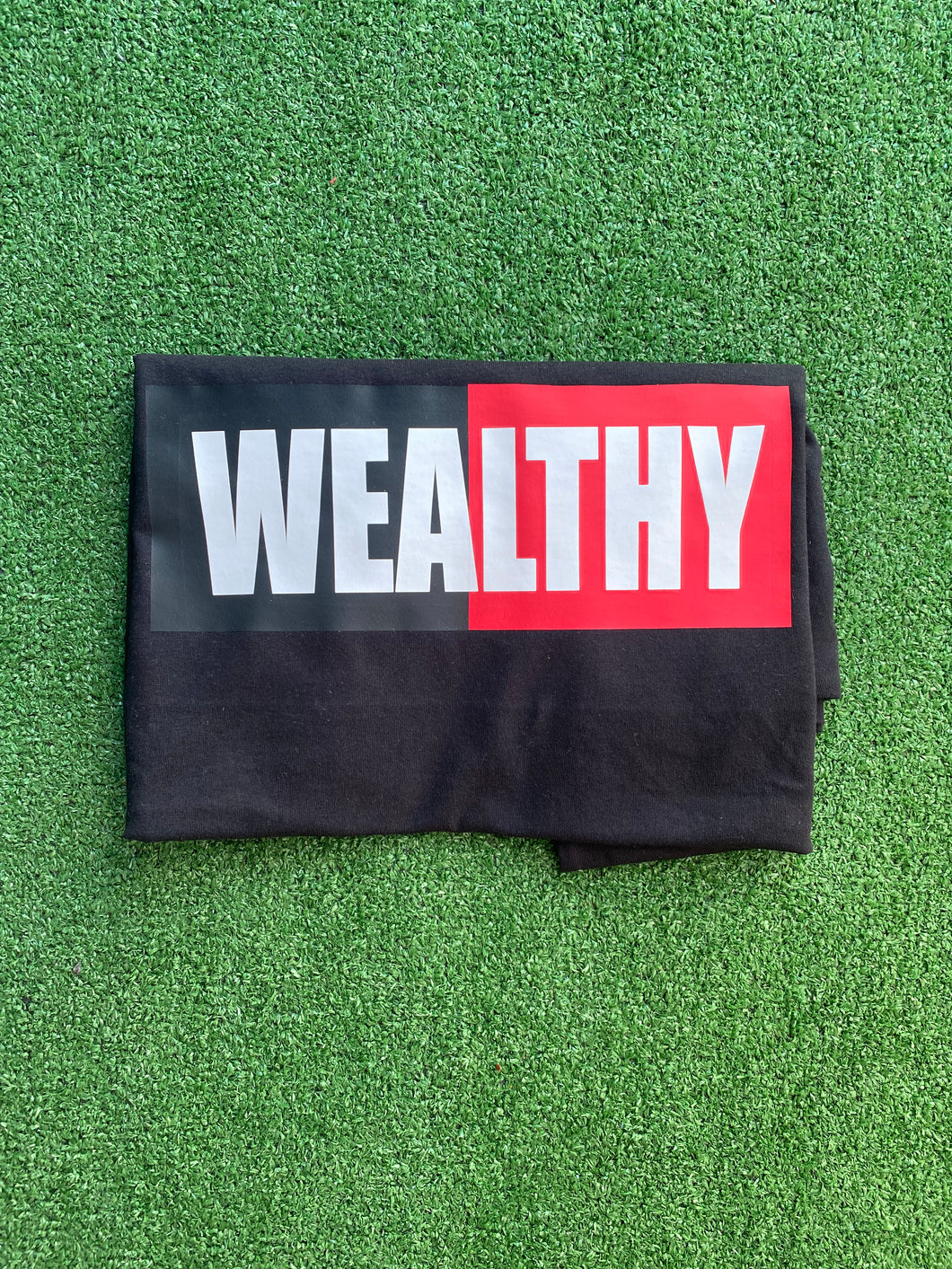 Wealthy Tee (Black/Red/White)